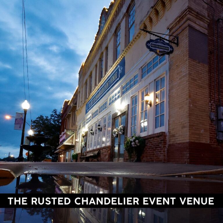 RustedChandelier Hillsboro Texas Event Venue Wedding 1 768x768