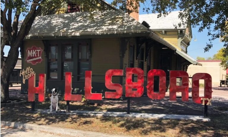 Hello From Hillsboro Texas Selfie Sign 768x462